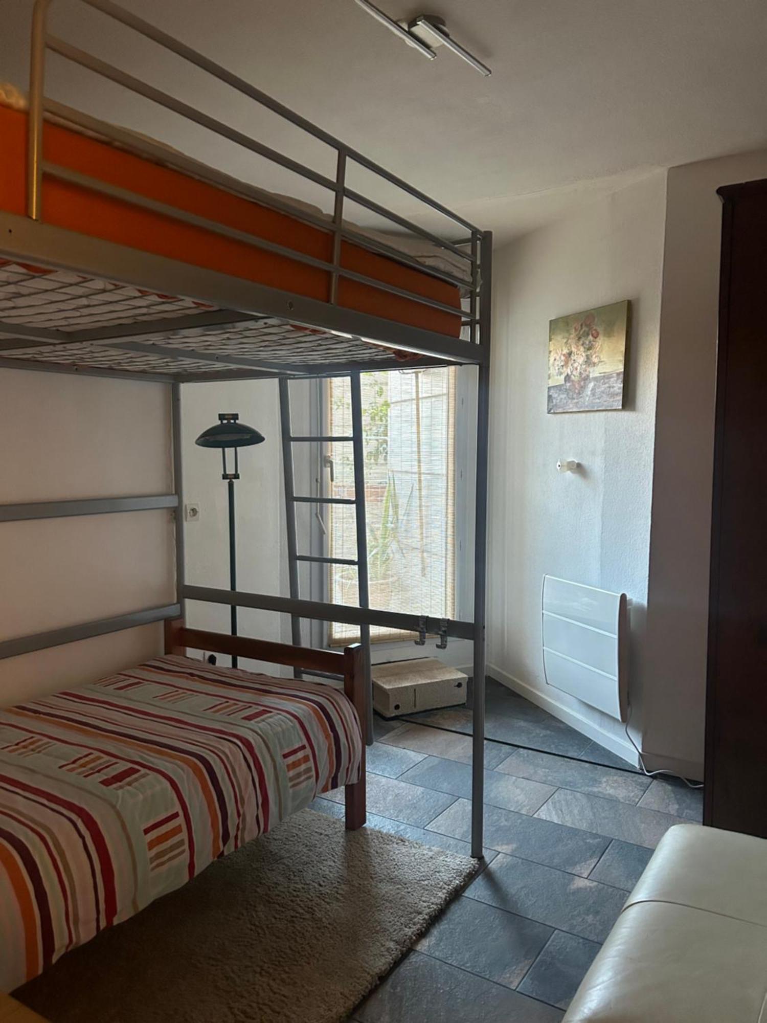 Saint Charles Apartment มาร์กเซย ภายนอก รูปภาพ